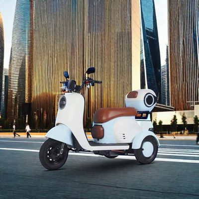 Δύναμη κινητήρα 600W 3 τροχών σκούτερ για ενήλικες πίσω κέντρο θέση κινητήρα Ενσωματωμένη μπαταρία
