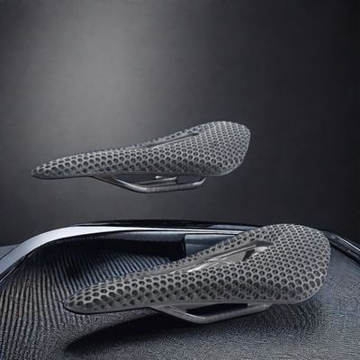 Βιομηχανία βουνού Essential 3D εκτυπωμένο άνθρακα ινών οδικής ποδηλασίας σέλα με κούφιο σχεδιασμό